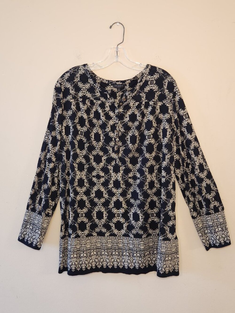 Lucky long sleeve black with geometric print tunic top 1X